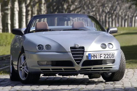 Alfa Romeo Spider 3.2 V6 24V 2003 view 3