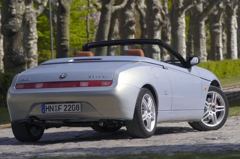 Alfa Romeo Spider 3.2 V6 24V 2003 view 4