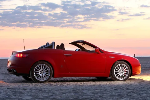 Alfa Romeo Spider 2.2 JTS 2008 view 4