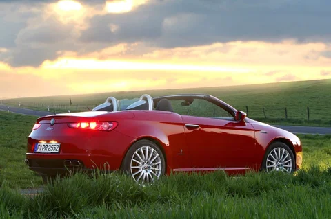 Alfa Romeo Spider 2.2 JTS 2008 view 6