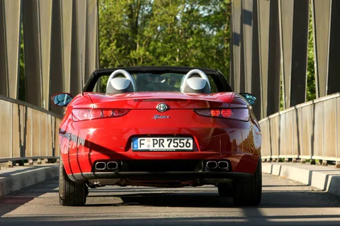 Alfa Romeo Spider 2.2 JTS 2008 view 11