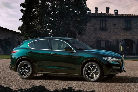 Alfa Romeo Stelvio 2.0T 200hp AWD Sprint 2020 view 3