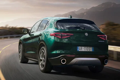Alfa Romeo Stelvio 2.0T 200hp AWD Sprint 2020 view 4