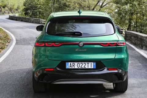 Alfa Romeo Tonale 1.5T Hybrid 160hp Ti 2022 view 4