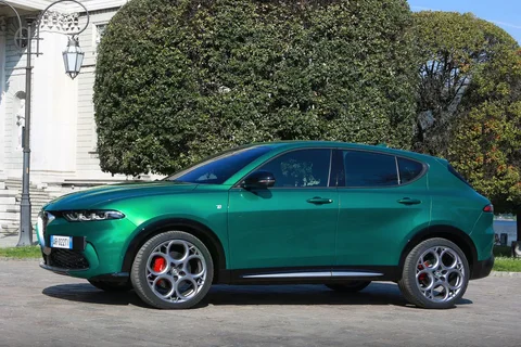 Alfa Romeo Tonale 1.5T Hybrid 160hp Ti 2022 view 11