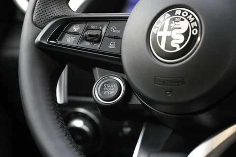 Alfa Romeo Tonale 1.5T Hybrid 160hp Ti 2022 view 12