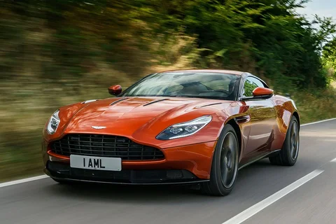 Aston Martin DB11 Aston Martin DB11 5.2 V12 AMR Coupé 2019 front view