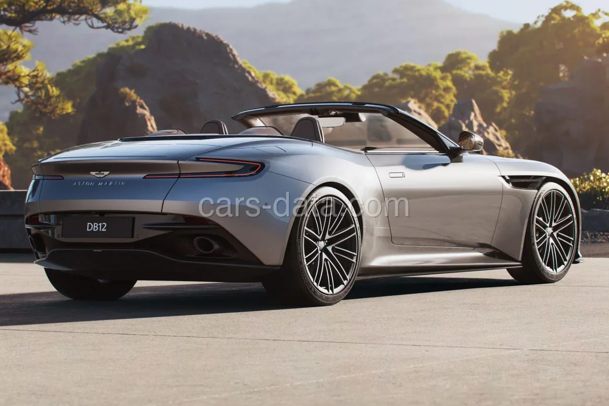 Aston Martin DB12 S 4.0 V8 Volante 2025 kabriolet pohľad spredu