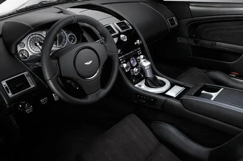 Aston Martin DBS DBS 2008 view 4
