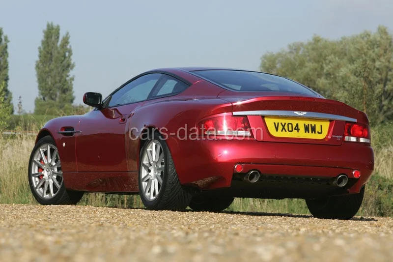 Aston Martin Vanquish V12 Vanquish S 2005 front view