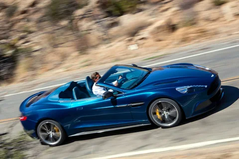 Aston Martin Vanquish Volante 2014 view 4