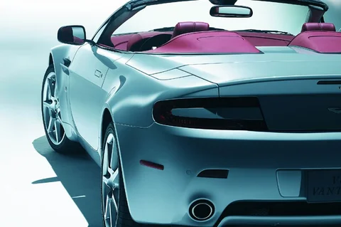 Aston Martin Vantage V8 Vantage Roadster 2008 view 3