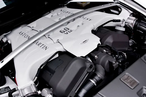 Aston Martin Vantage V12 Vantage Roadster 2012 view 3