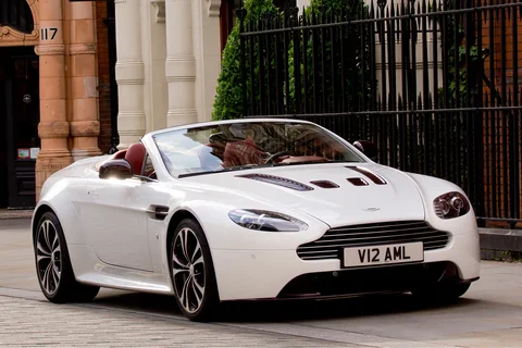 Aston Martin Vantage V12 Vantage Roadster 2012 view 4
