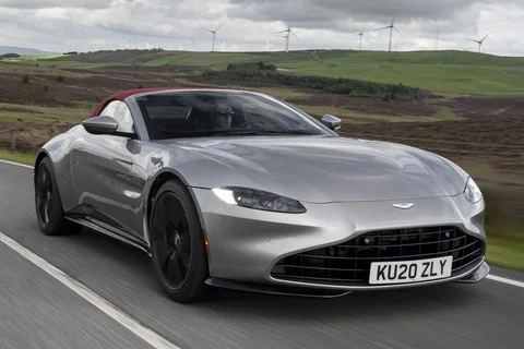 Aston Martin Vantage 2018 front view