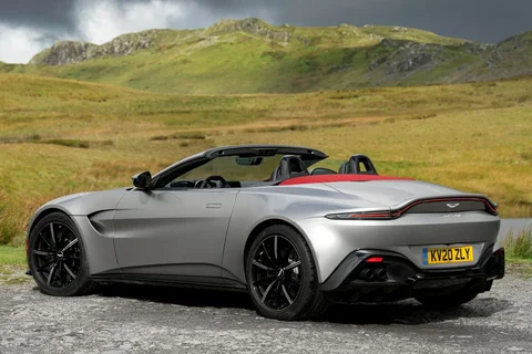Aston Martin Vantage Roadster 2021 view 2