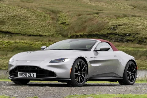 Aston Martin Vantage Roadster 2021 view 6