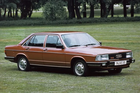Audi 100 CD 5E 1980 view 3