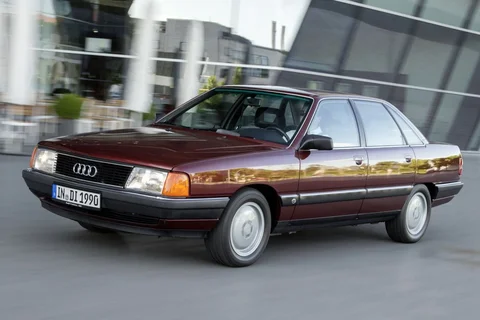 Audi 100 CD 2.0 E 1989 view 2