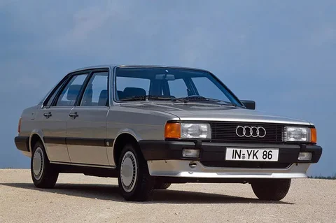 Audi 80 1.3 1984 view 2