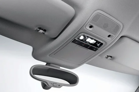 Audi A1 1.2 TFSI Ambition 2010 view 4