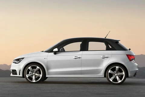 Audi A1 Sportback 1.4 TFSI COD Attraction 2013 view 12