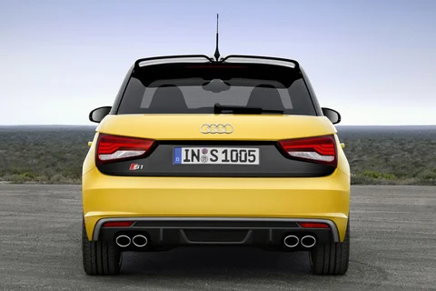 Audi A1 S1 Sportback 2.0 TFSI quattro 2014 view 3