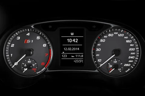 Audi A1 S1 2.0 TFSI quattro 2014 view 8