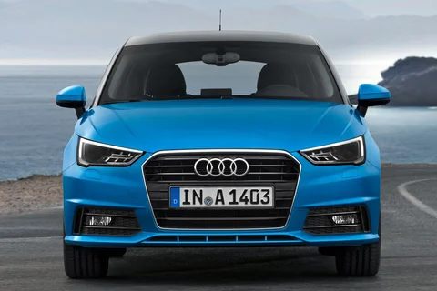 Audi A1 Sportback 1.4 TFSI CoD 2015 view 3
