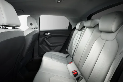 Audi A1 Sportback 35 TFSI 2019 view 12