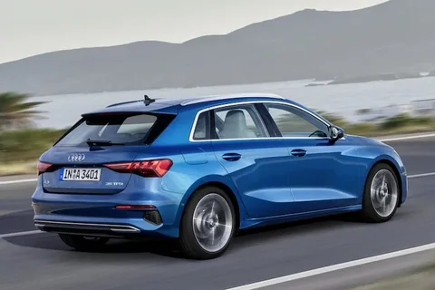 Audi A3 Sportback 40 TFSI e edition 2021 view 3