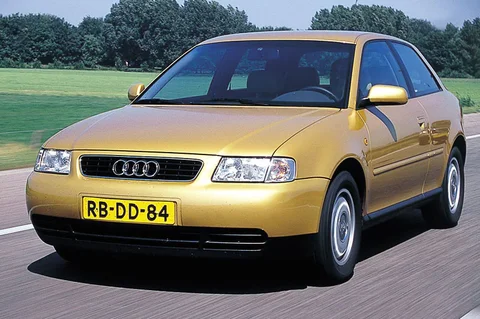 Audi A3 1.8 5V Attraction 1996 view 3
