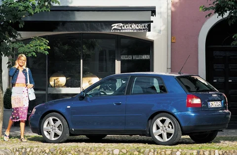 Audi A3 1.6 Ambition 2000 view 6
