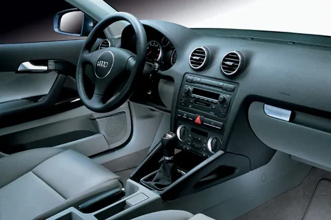 Audi A3 2.0 T FSI Ambition 2004 view 9