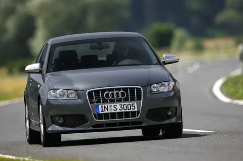 Audi A3 S3 2.0 T FSI quattro 2006 view 3