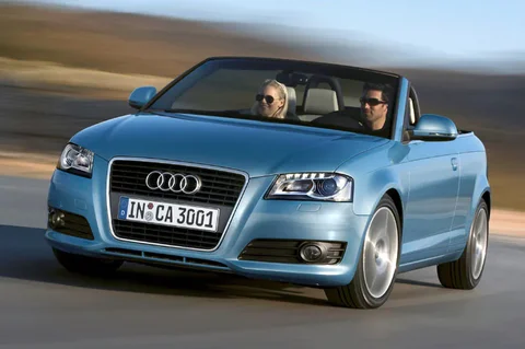 Audi A3 Cabriolet 1.6 Attraction 2009 view 2