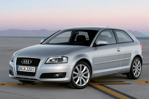 Audi A3 1.6 Attraction 2008 view 3