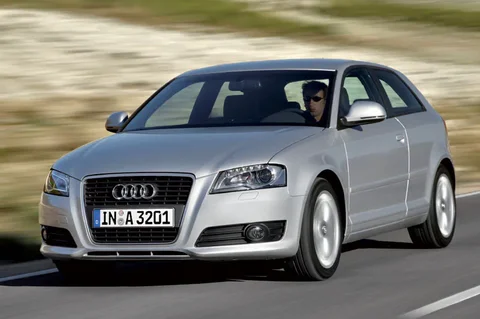Audi A3 1.6 Attraction 2008 view 4