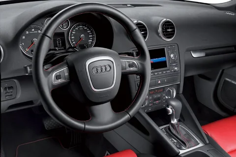 Audi A3 1.6 Attraction 2008 view 10