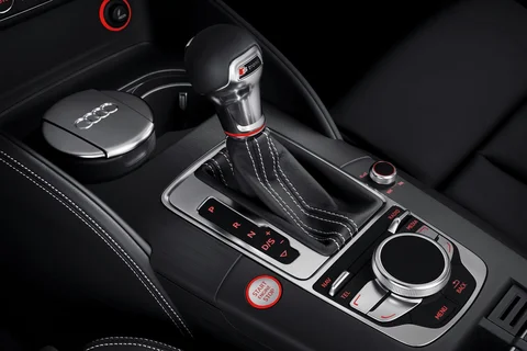 Audi A3 S3 2.0 TFSI quattro 2013 view 3