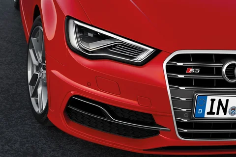 Audi A3 S3 2.0 TFSI quattro 2013 view 4
