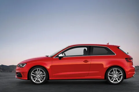 Audi A3 S3 2.0 TFSI quattro 2013 view 7