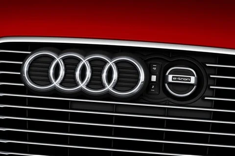 Audi A3 Sportback 1.4 TFSI e-tron Ambition 2014 view 4