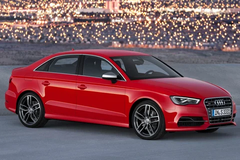 Audi A3 S3 Limousine 2.0 TFSI 2014 view 9