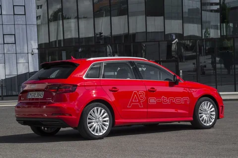 Audi A3 Sportback 1.4 TFSI e-tron Ambition 2014 view 9