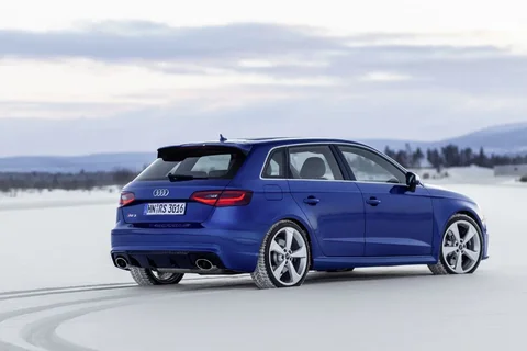 Audi A3 RS3 Sportback 2.5 TFSI quattro 2015 view 3