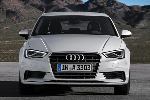 Audi A3 Limousine 2.0 TDI Ambiente 2013 view 8