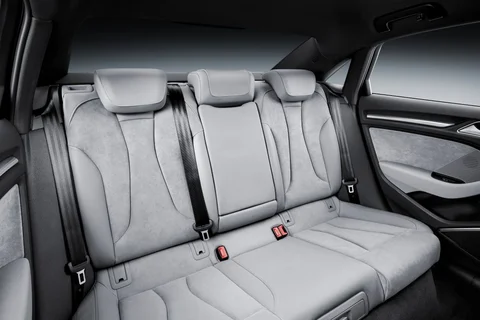 Audi A3 Limousine 40 TFSI 2019 view 5