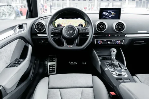 Audi A3 Sportback 40 TFSI 2019 view 2