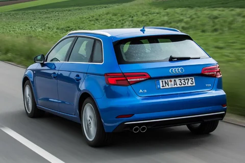Audi A3 Sportback 40 TFSI 2019 view 3